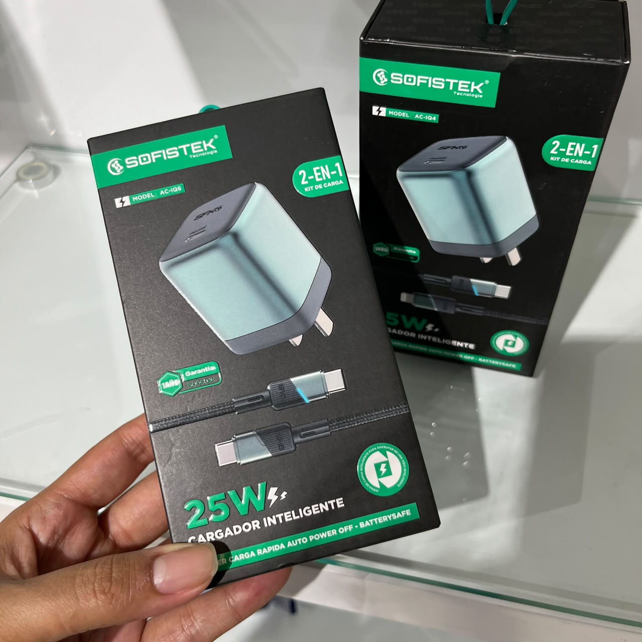 Cargador AC-IQ 6 de 25W USB-C a USB-C