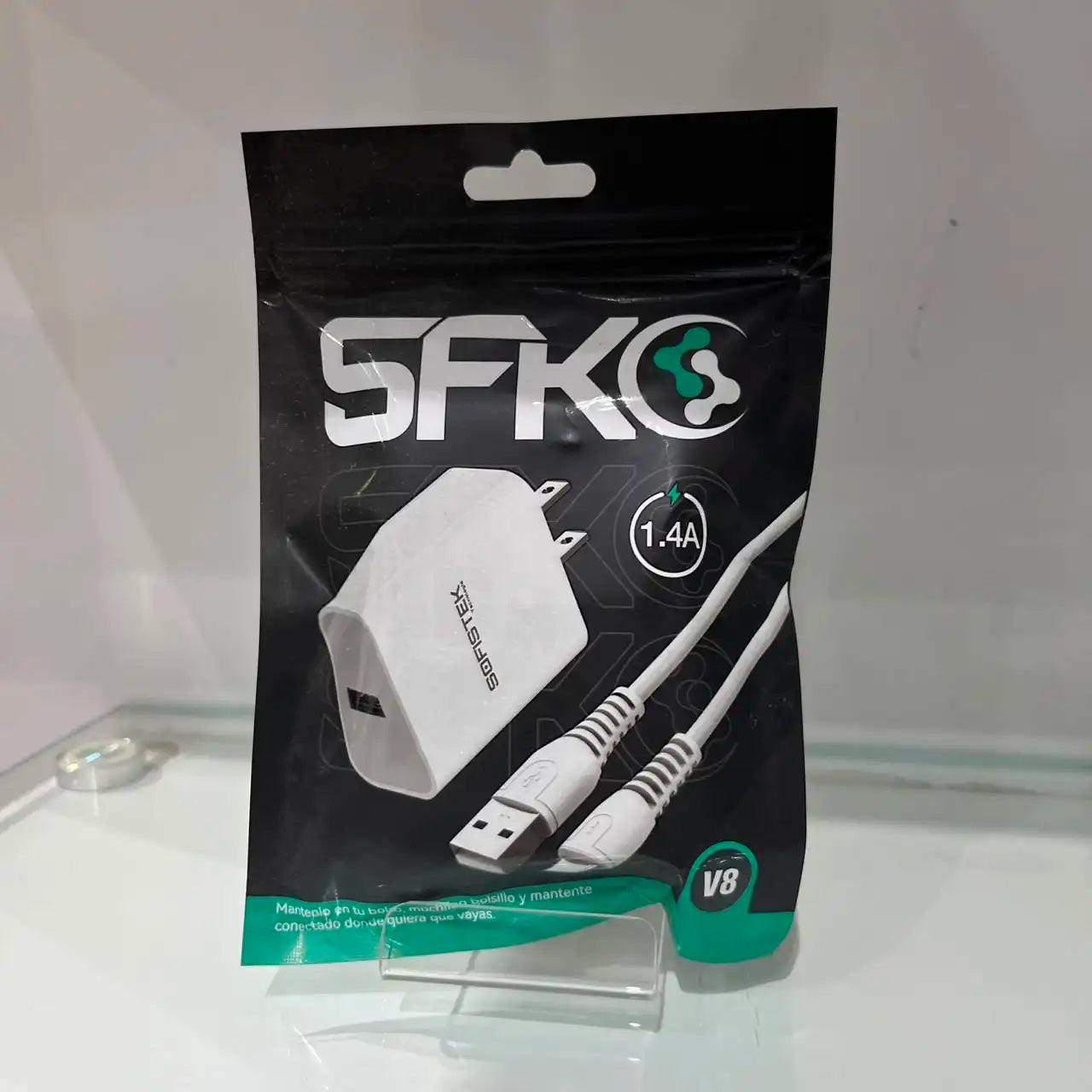 Cargador AC-SK1.4 A Tipo V8