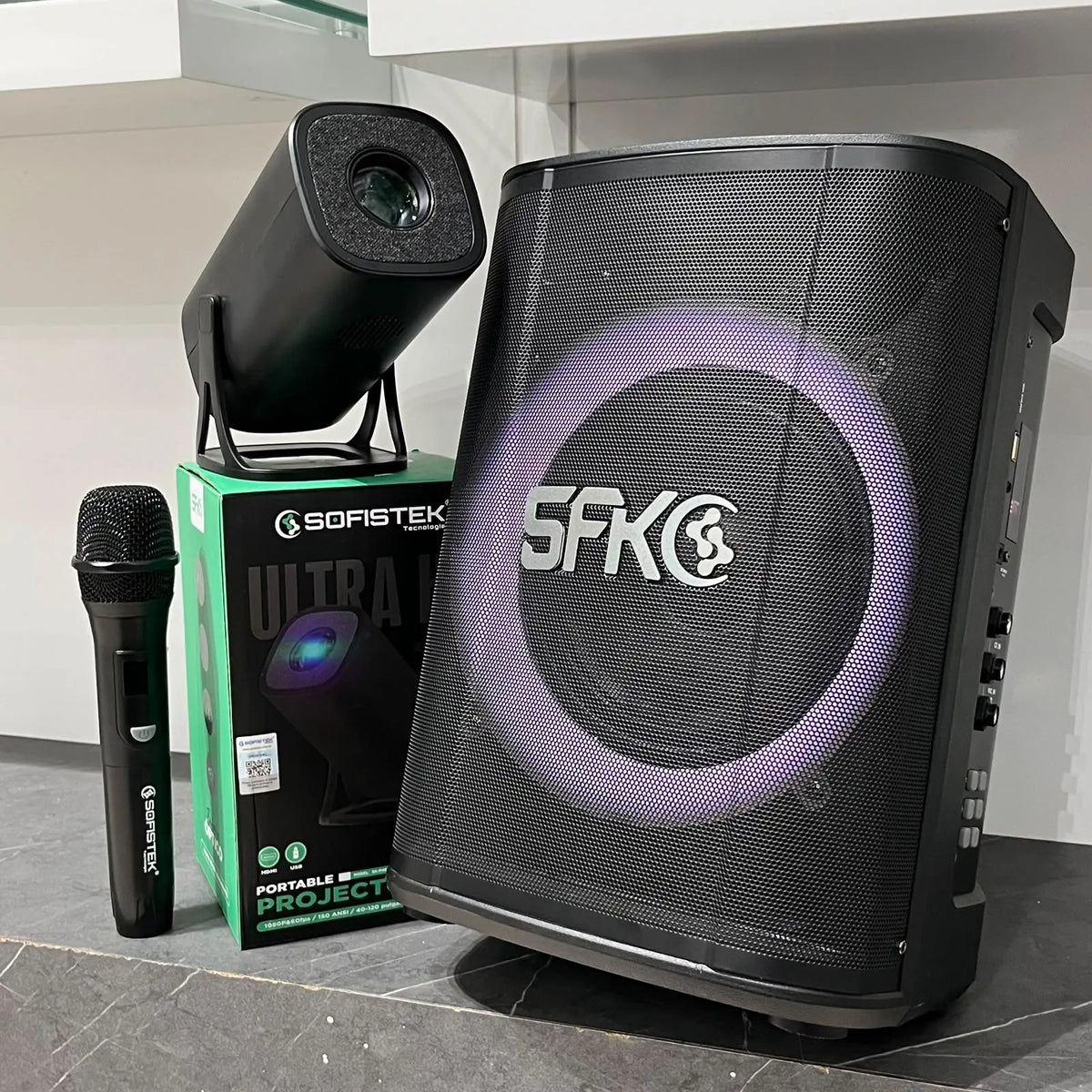 ¡Súper Combo Familia! Parlante PS2PRO+ Proyector SK-P450